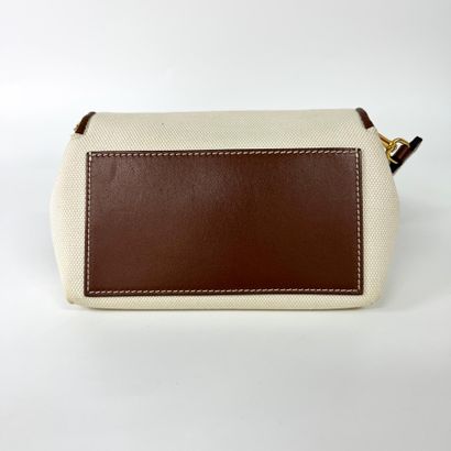 BURBERRY Sac « Horseferry Bum » en toile...