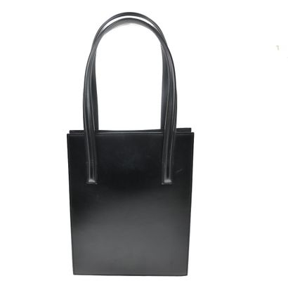 CARTIER Sac « Panthère » en cuir noir.
Dimensions...