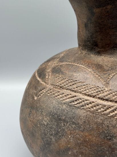 JAR, NIGERIA
Terracotta, traces of open-air...