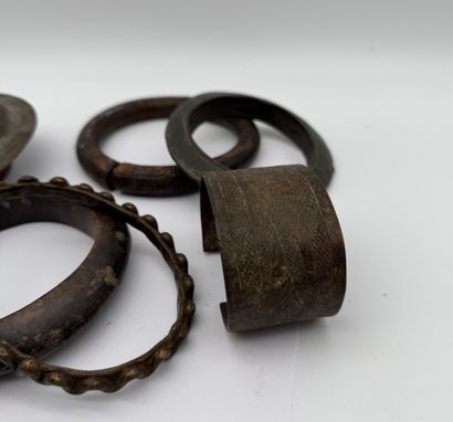 SET OF BRACELETS
First half of the 20th century....