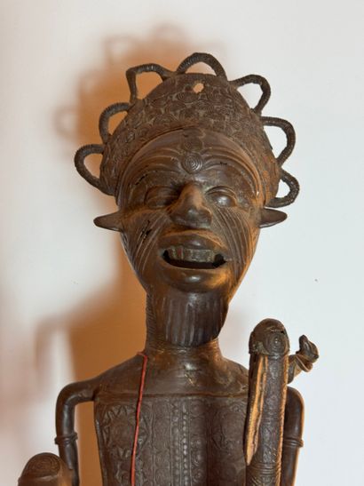ANTHROPOMORPHIC STATUE - Nigeria
First half...