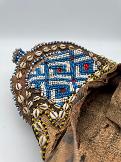 MWAASH AMBOOY MASK - DR Congo - Kuba
First...