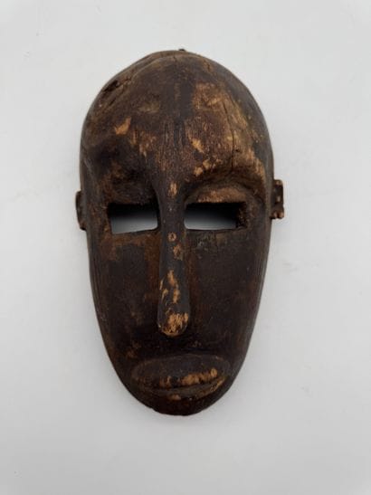 MASK - DR Congo - Lengola
Mid-20th century....