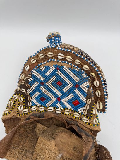 MWAASH AMBOOY MASK - DR Congo - Kuba
First...