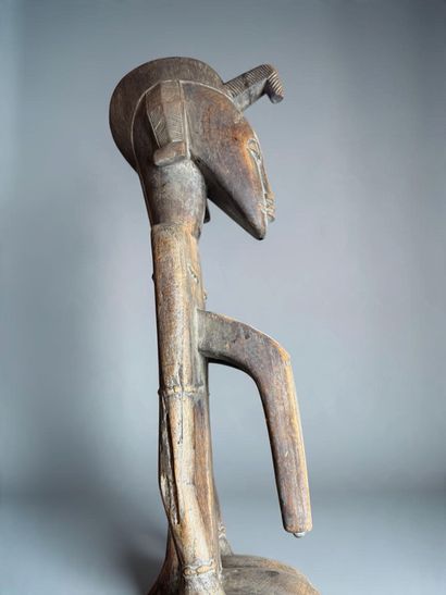 SEATED FEMALE STATUE - Southern Mali, Northern...
