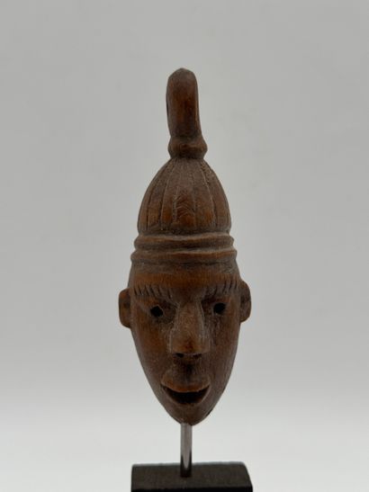 DIGNITARY'S CANE HANDLE OR HEAD ON A BASE...