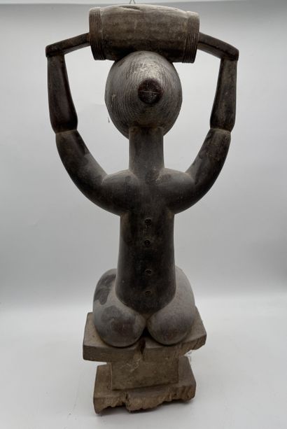 FEMALE STATUE - Ivory Coast, Burkina Faso
Mid-20th...