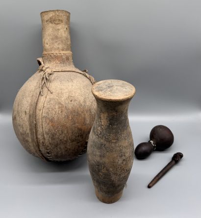 PAIR OF CALABASHES - Tanzania, Kenya
Mid-20th...
