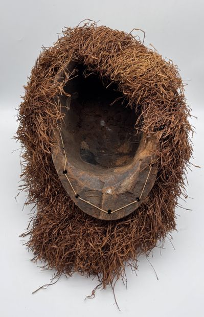 HELMET MASK - Kasai, DR Congo - Kuba
First...