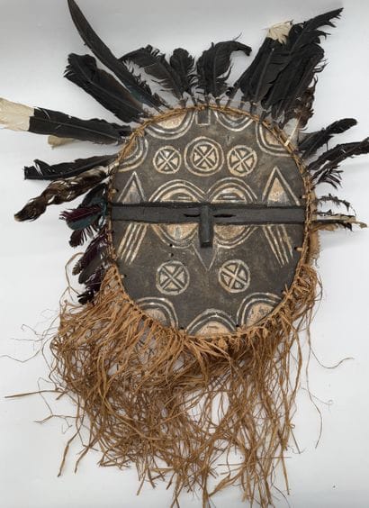 KIDUMU CIRCULAR MASK - Republic of the Congo,...