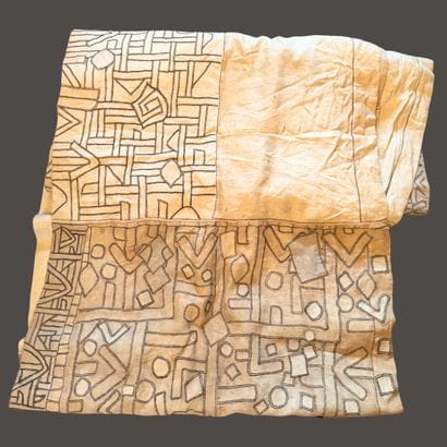 CEREMONIAL SKIRT, TCAKA (OR NTSHAK) - DR...