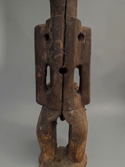 MALE ANCESTRAL STATUE - Bissagos Archipelago,...