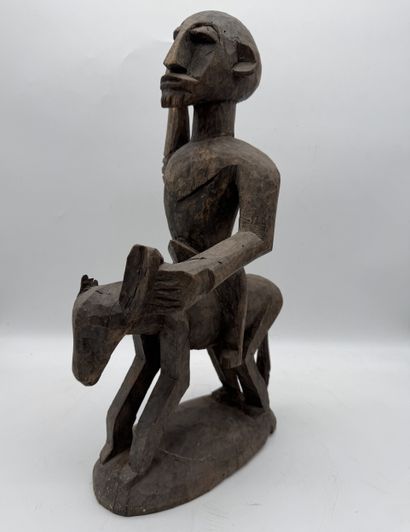 EQUESTRIAN STATUE - Mali - Dogon
Mid-20th...