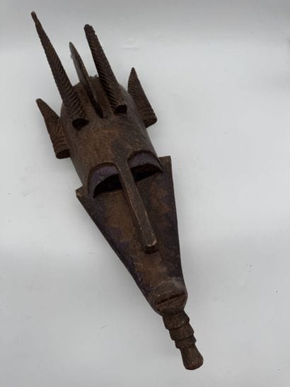MASK WITH GEOMETRIC PATTERNS - Mali - Malinké?
Mid-20th...