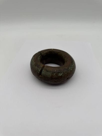 CHUNKY ANKLE BRACELET OR SHACKLE
First half...