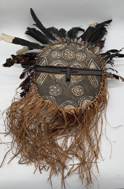 KIDUMU CIRCULAR MASK - Republic of the Congo,...