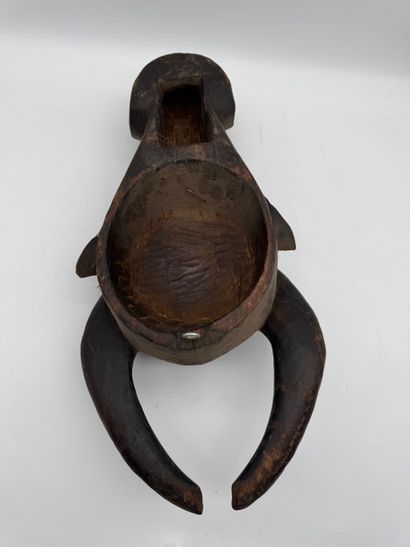 BUFFALO HELMET MASK - Cameroon - Bamileke
Late...