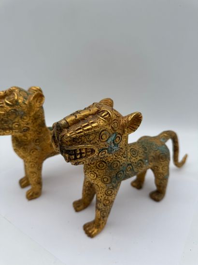 PAIR OF LEOPARDS - Nigeria - Former Kingdom...