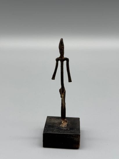 SLIM FIGURINE - Mali
Second half of the 20th...