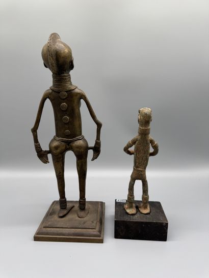 PAIR OF ANTHROPOMORPHIC STATUETTES - Ghana,...