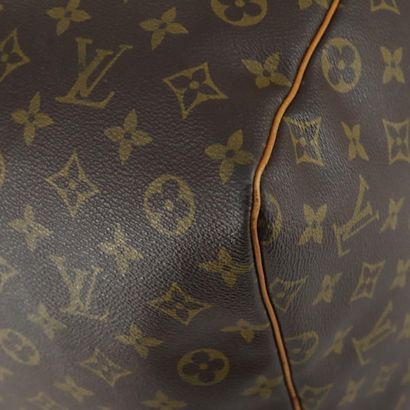 LOUIS VUITTON – Sac Keepall 60
Sac de voyage...