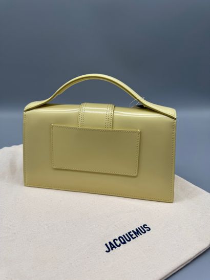 JACQUEMUS Sac Le Bambinou
Sac à rabat Le...