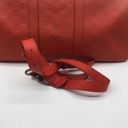 LOUIS VUITTON Sac Keepall Bandoulière 50
Sac...