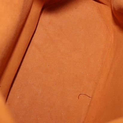 LOUIS VUITTON – Sac d'Épaule GM vintage
Grand...