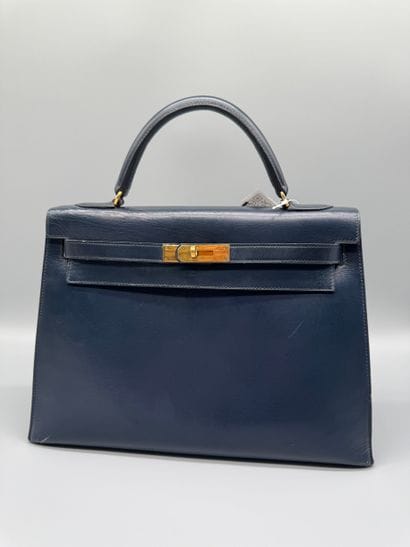 HERMÈS – Sac Kelly 32
Sac Kelly format 32...