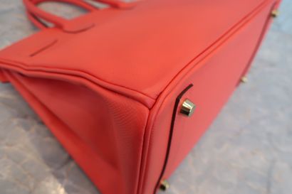 HERMÈS – Sac Birkin 30
Sac Birkin format...