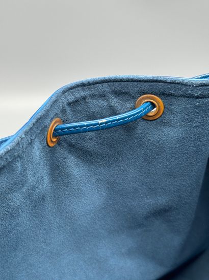 LOUIS VUITTON Sac Petit Noé
Sac seau Petit...