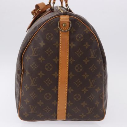 LOUIS VUITTON – Sac Keepall Bandoulière 55
Sac...