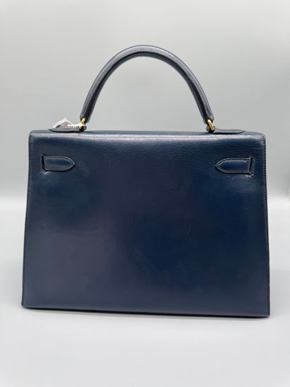 HERMÈS – Sac Kelly 32
Sac Kelly format 32...