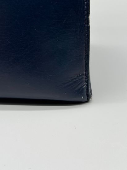 HERMÈS – Sac Kelly 32
Sac Kelly format 32...