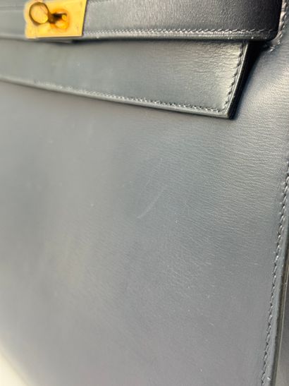 HERMÈS – Sac Kelly 32
Sac Kelly format 32...