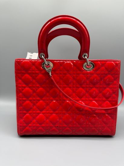 CHRISTIAN DIOR – Sac Lady Dior vintage
Sac...