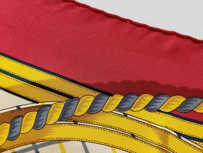 HERMÈS – Carré 90
Carré en soie imprimée...