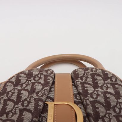 CHRISTIAN DIOR – Sac Saddle Bowler vintage
Sac...