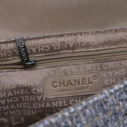 CHANEL – Sac CC Flap Satchel en tweed
Sac...