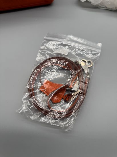 HERMÈS – Sac Kelly 28
Sac Kelly format 28...