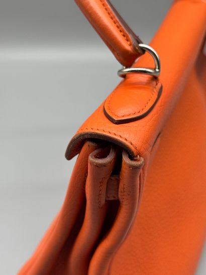 HERMÈS – Sac Kelly 28
Sac Kelly format 28...