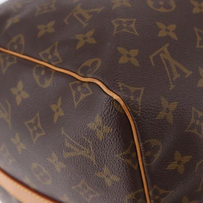 LOUIS VUITTON – Sac Keepall Bandoulière 55
Sac...