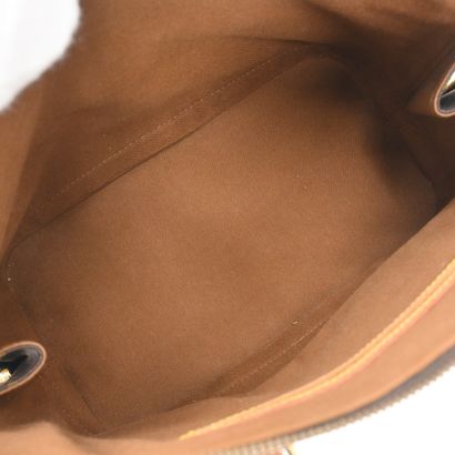 LOUIS VUITTON – Sac Alma MM
Sac Alma format...