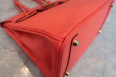 HERMÈS – Sac Birkin 30
Sac Birkin format...