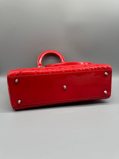 CHRISTIAN DIOR – Sac Lady Dior vintage
Sac...