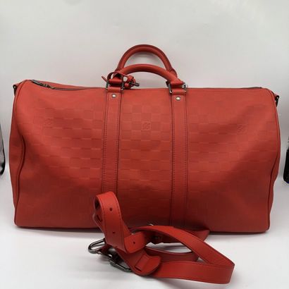 LOUIS VUITTON Sac Keepall Bandoulière 50
Sac...