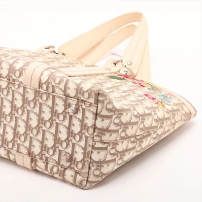 CHRISTIAN DIOR – Grand sac cabas Diorissimo...