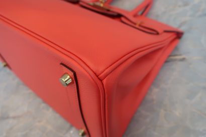 HERMÈS – Sac Birkin 30
Sac Birkin format...