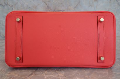 HERMÈS – Sac Birkin 30
Sac Birkin format...