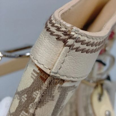 CHRISTIAN DIOR – Grand sac cabas Diorissimo...
